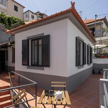 Funchal Oh My! By An Island Apart Φουνκάλ